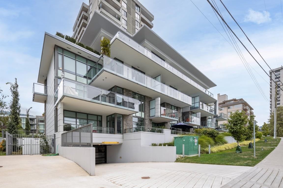 Argyle - Photo 6 of 18