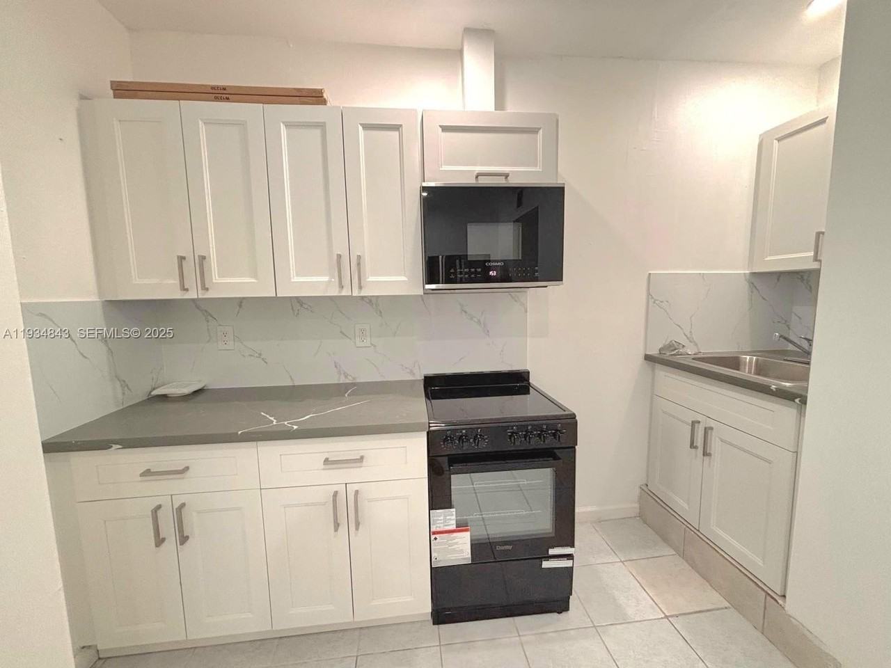 14402 Sw 111th St #14402 - Photo 7 of 21