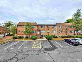 featured image of 14 College Dr