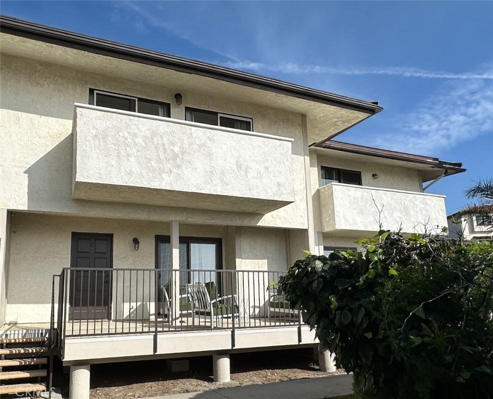 321 Acebo Ln #C - Photo 3 of 20