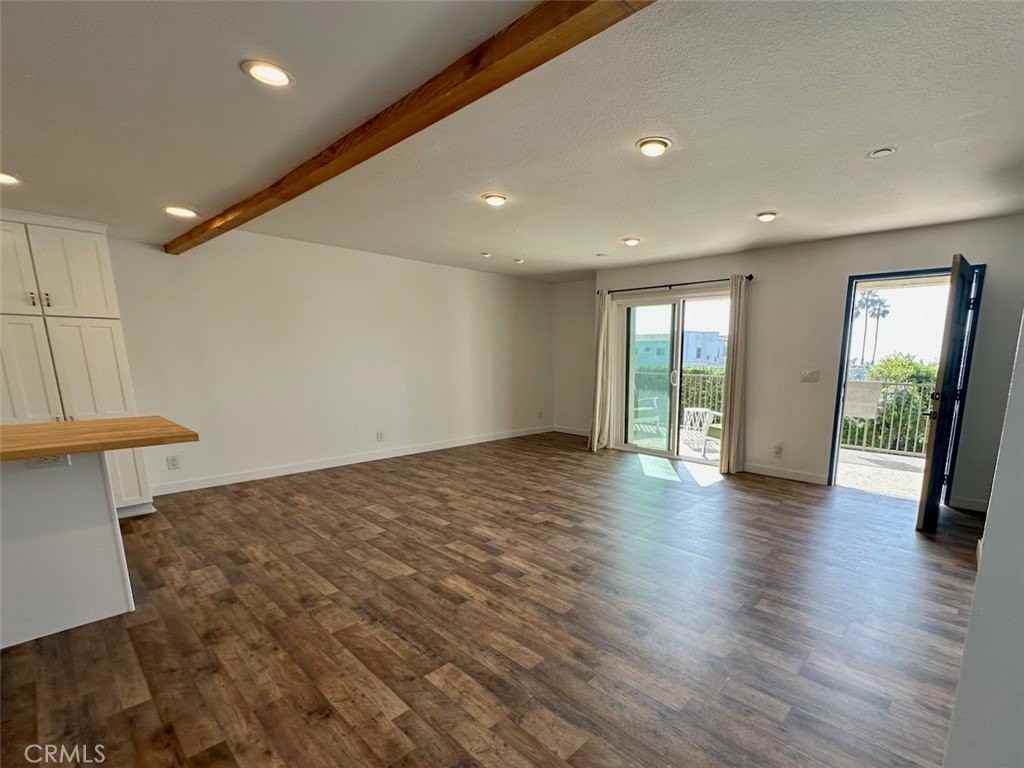 321 Acebo Ln #C - Photo 7 of 20