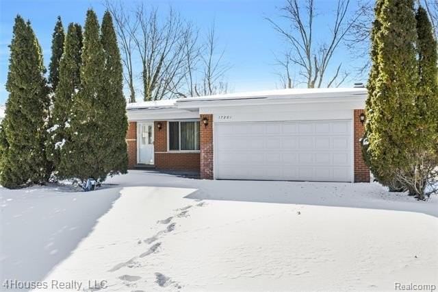 17201 Nadora St - Photo 2 of 26