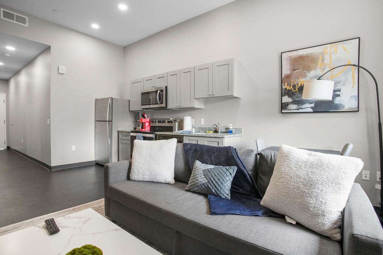 800 Penn Ave #1075253P - Photo 5 of 13