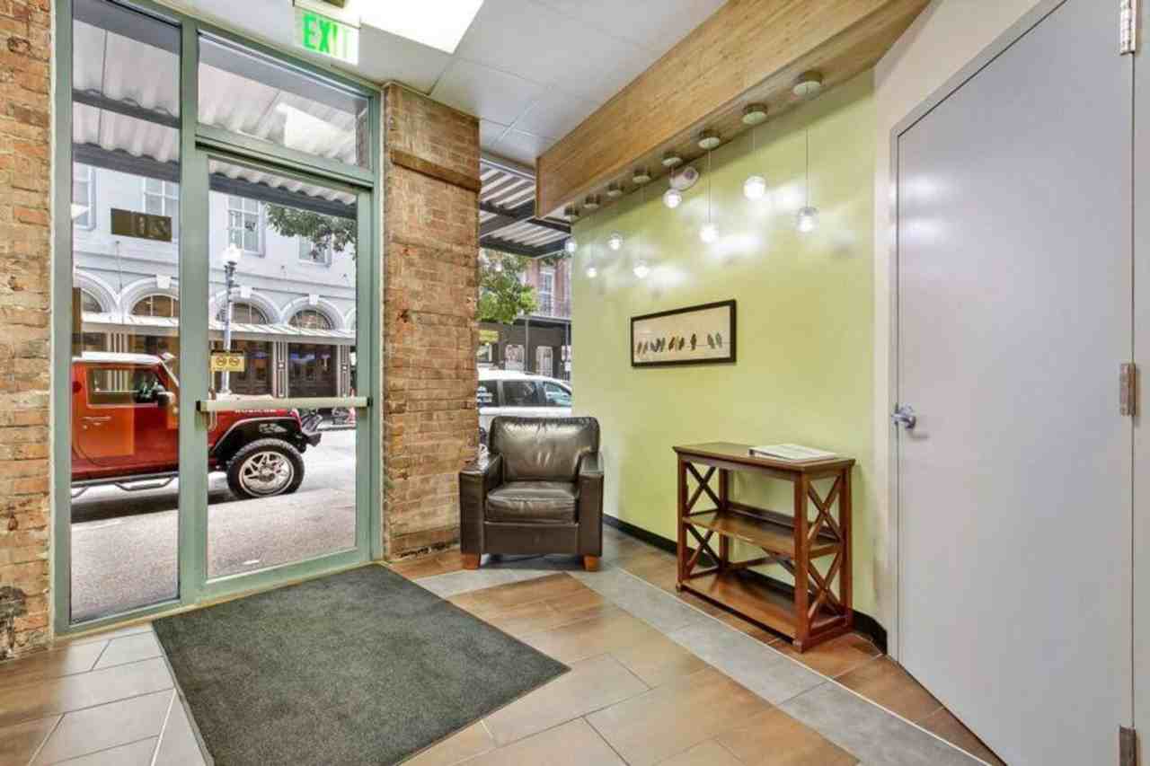 201 Magazine St #1251925P - Photo 4 of 25