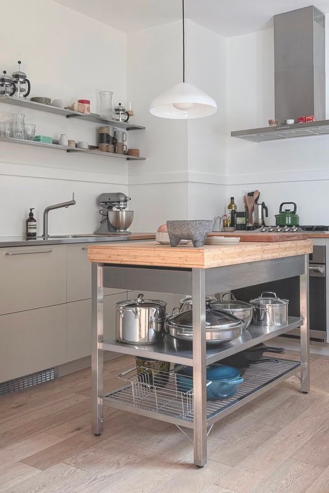 1387 Allison Ave - Photo 5 of 16