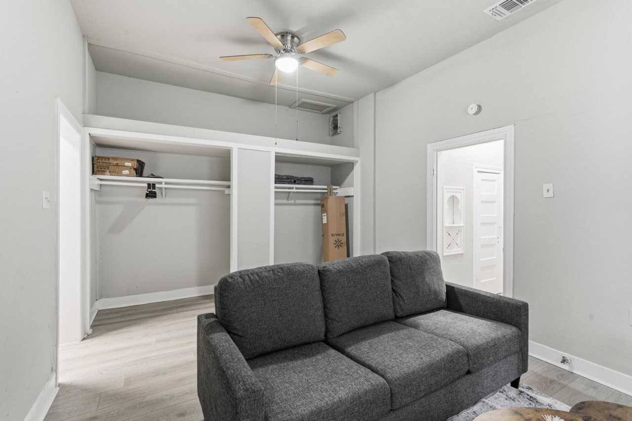 314 W Cevallos #1363386P - Photo 2 of 17