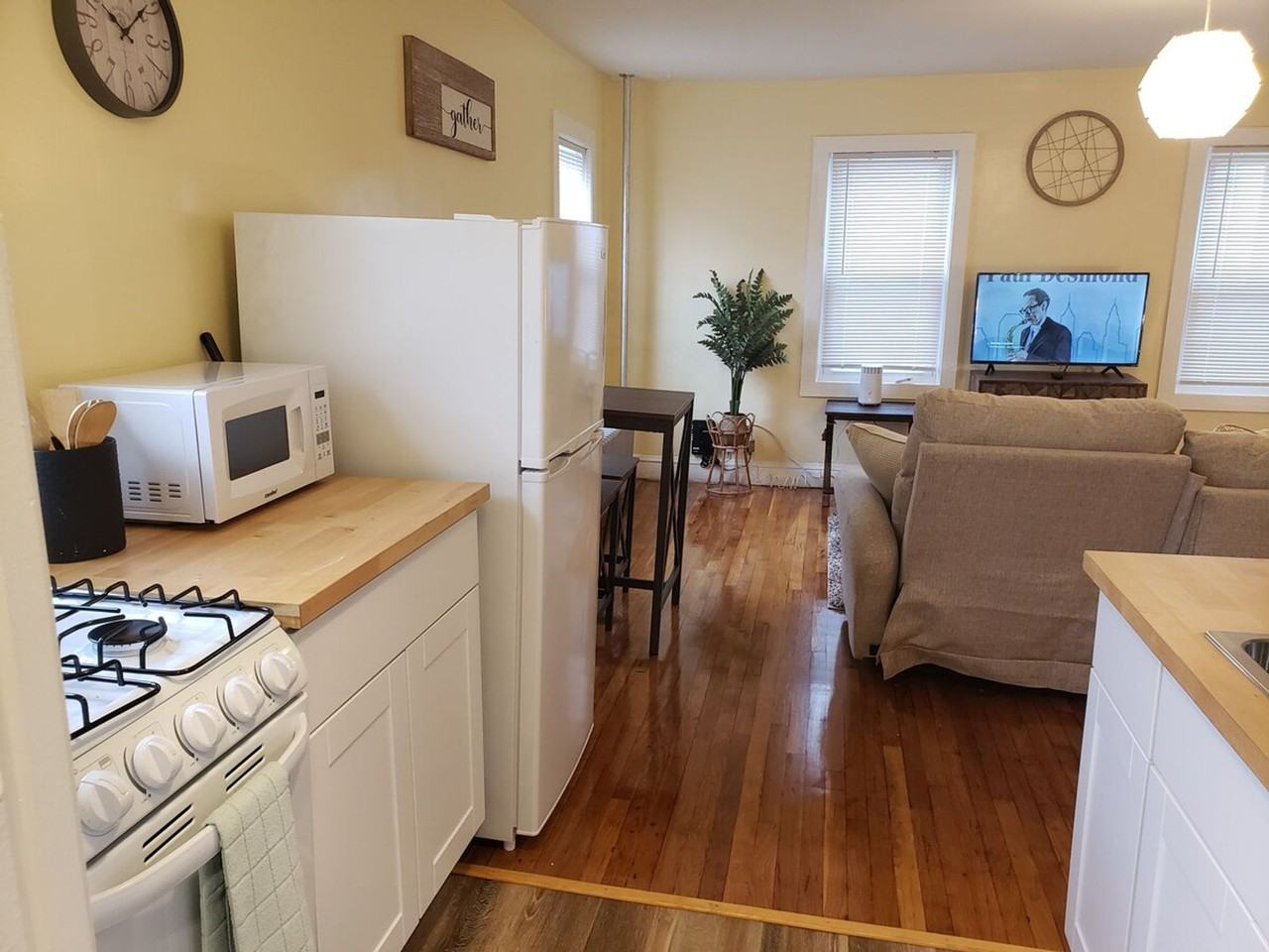 59 Dartmouth Ave #1373621P - Photo 2 of 39