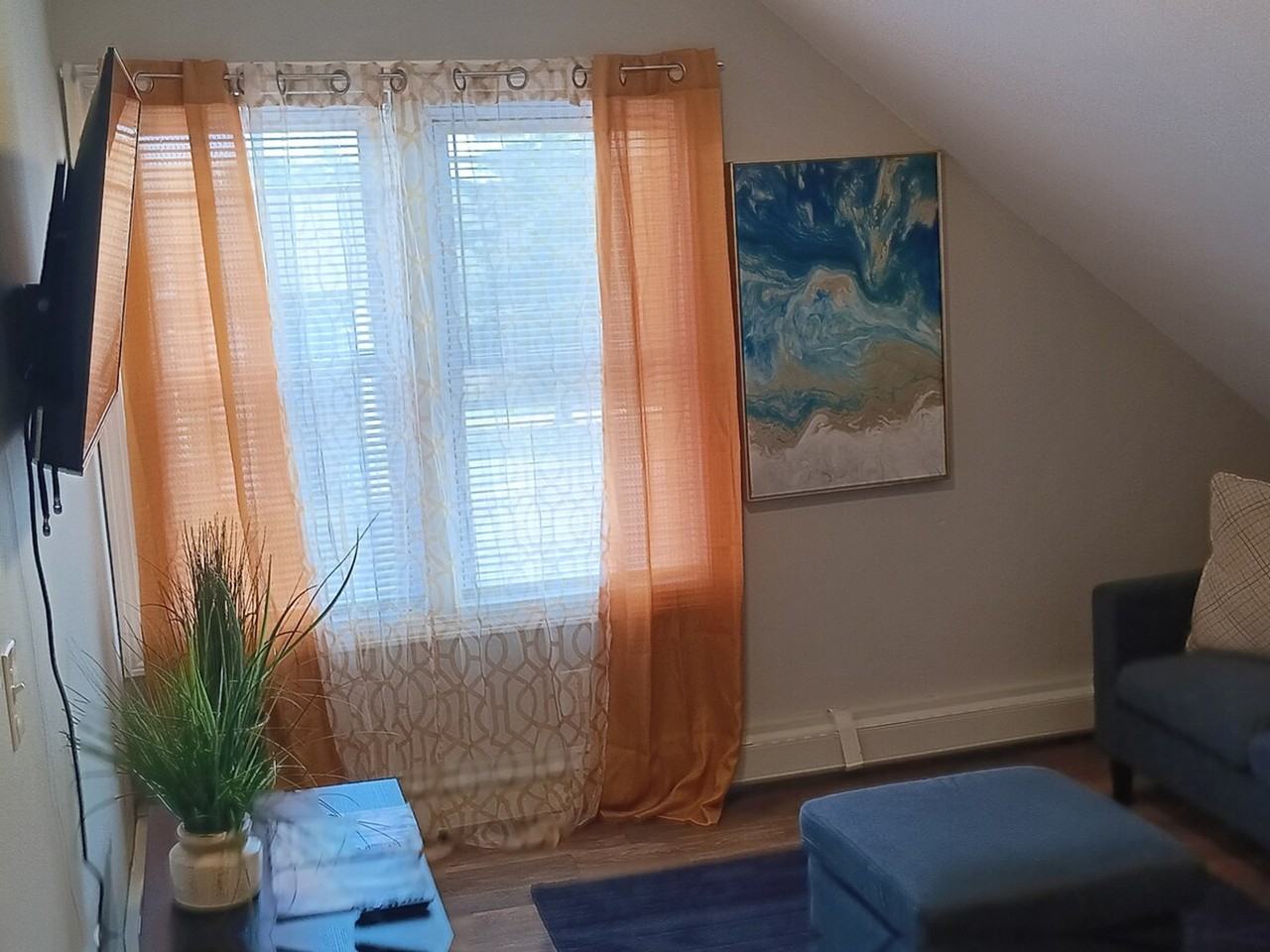 20 Hawkins St #1373656P - Photo 3 of 40