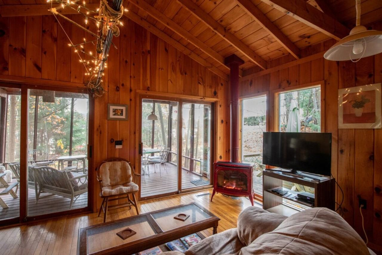 4168 Lake Shore Dr #1376009P - Photo 3 of 32