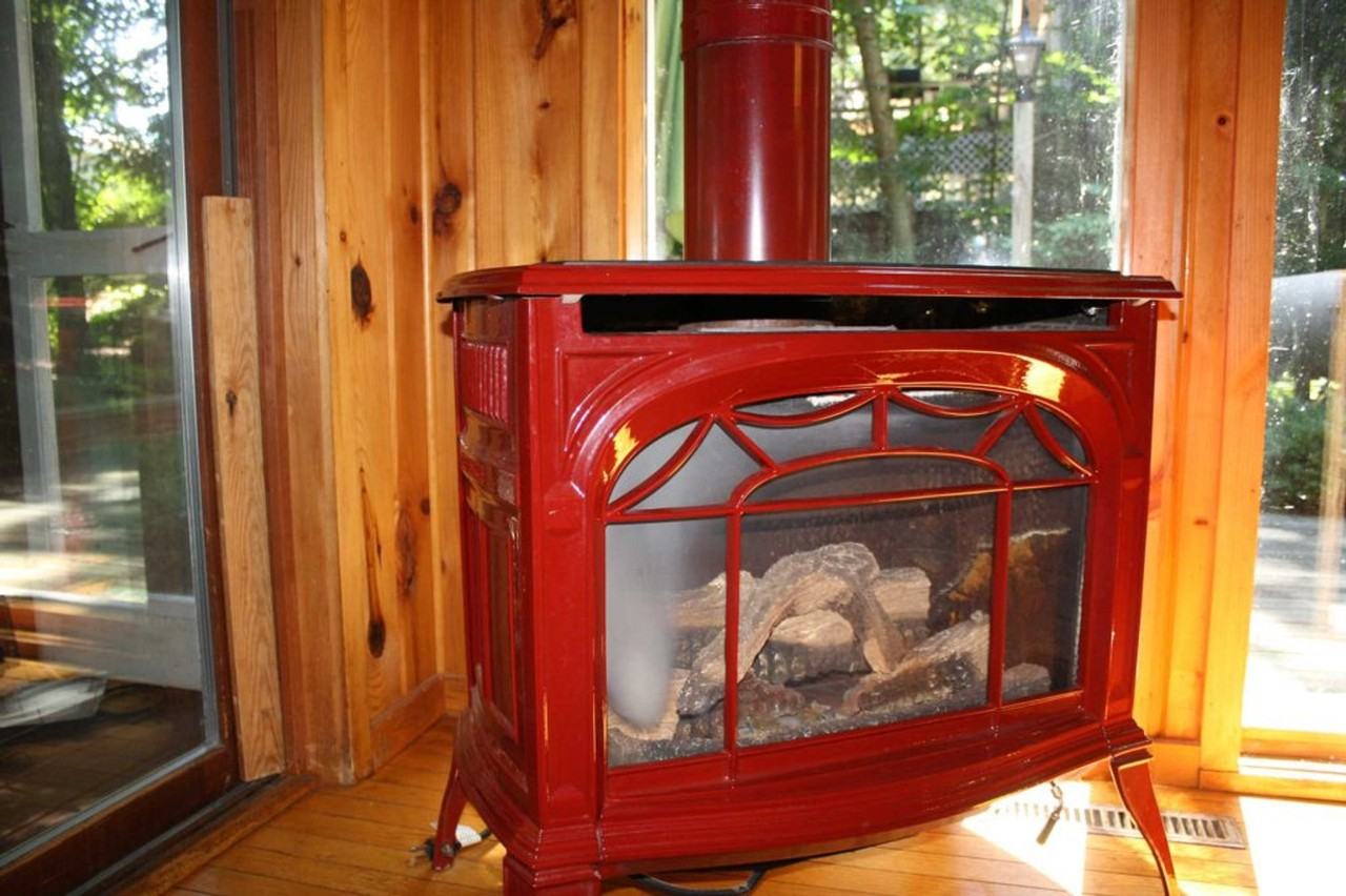 4168 Lake Shore Dr #1376009P - Photo 4 of 32