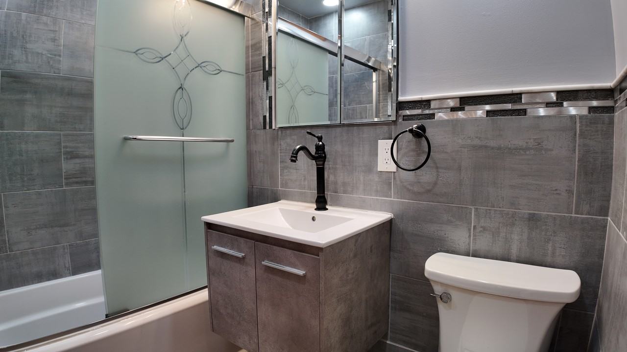 420 Screvin Avenue #2 - Photo 6 of 12