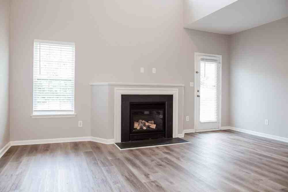 5109 Livermore Ln - Photo 5 of 17