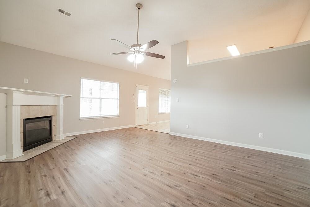 7821 Bailee Ln - Photo 5 of 17