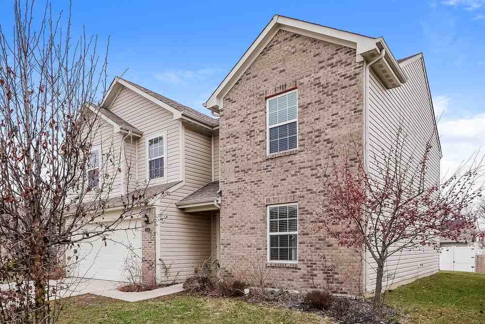 11556 Ross Common Dr - Photo 4 of 17