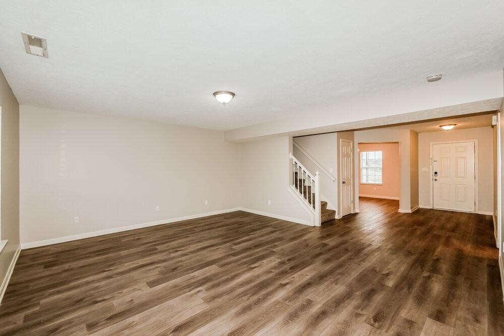 11556 Ross Common Dr - Photo 7 of 17