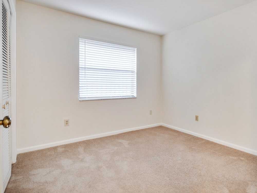 14465 Larkspur Ln - Photo 7 of 15