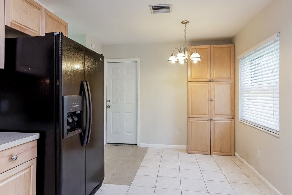 1348 Pinetta Cir - Photo 6 of 15