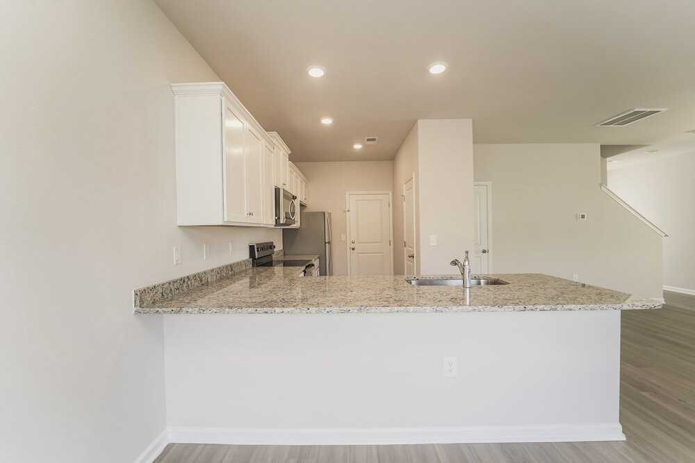 6317 Lowe Ln - Photo 7 of 17