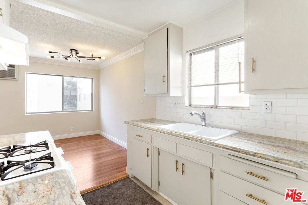 7548 Hampton Ave #7548-206 - Photo 3 of 27