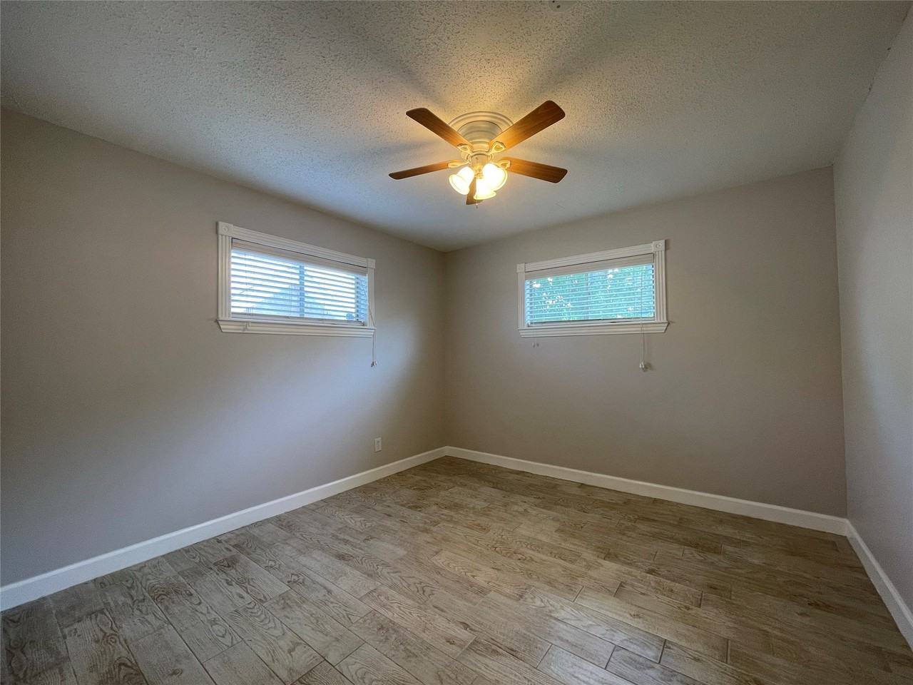 1502 Heights Blvd #1502-4 - Photo 7 of 9