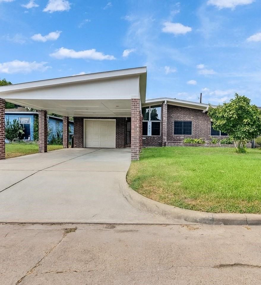 5627 Southbrook Dr #5627 - Photo 7 of 38