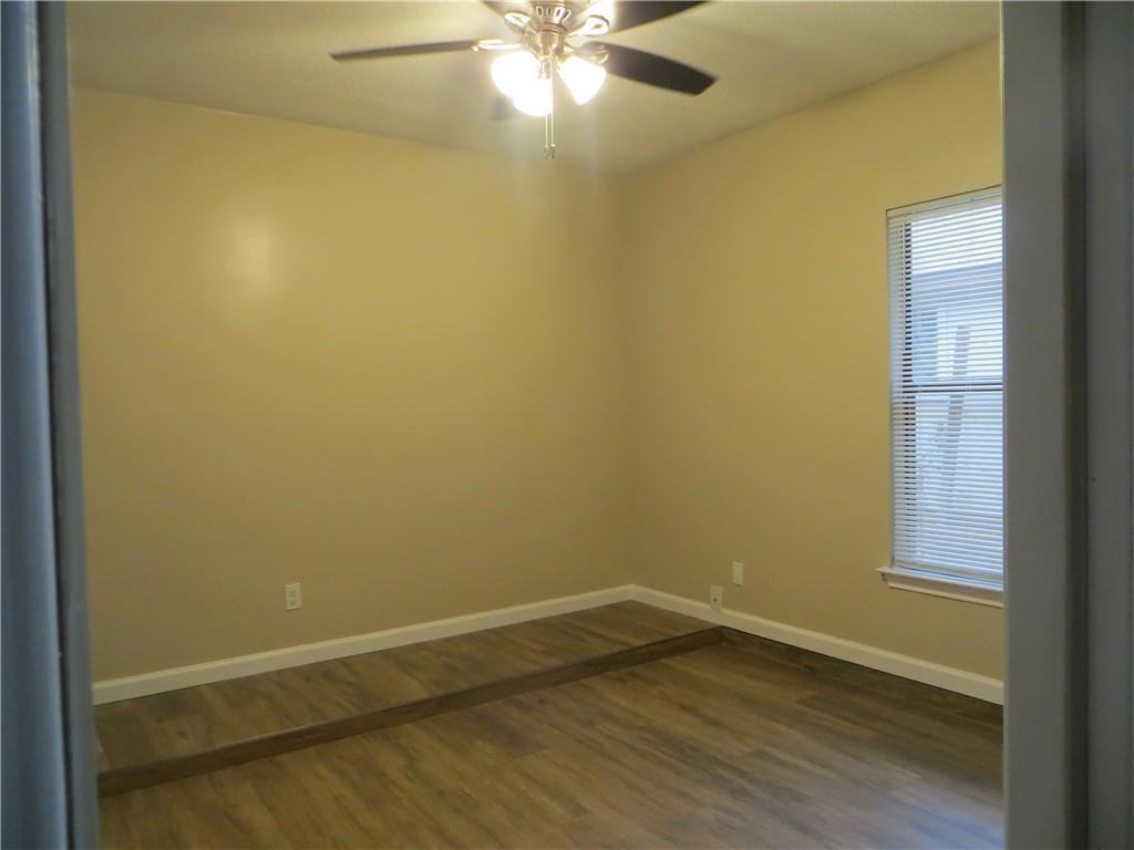 11921 Tobler Trl #11921 - Photo 3 of 21