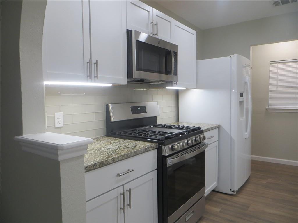 11921 Tobler Trl #11921 - Photo 7 of 21