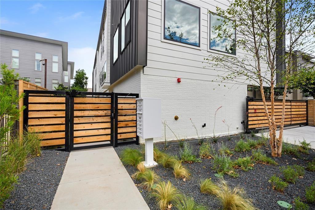 5022 Belmont Ave #5022-6 - Photo 5 of 28