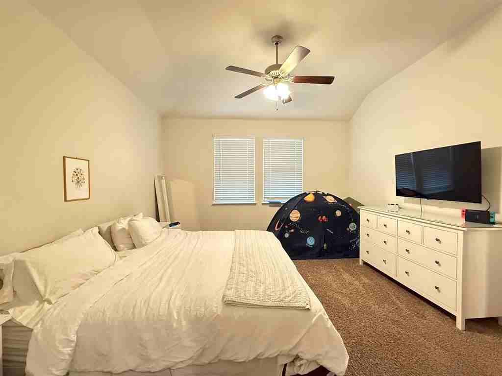 2631 Strawberry Hill Ln #2631 - Photo 2 of 15