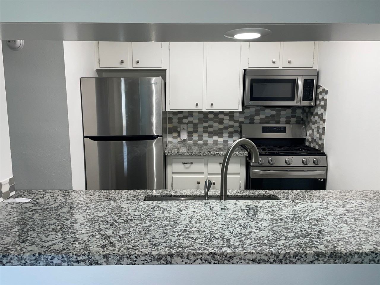 1110 W Tri Oaks Ln #1110-157 - Photo 4 of 14