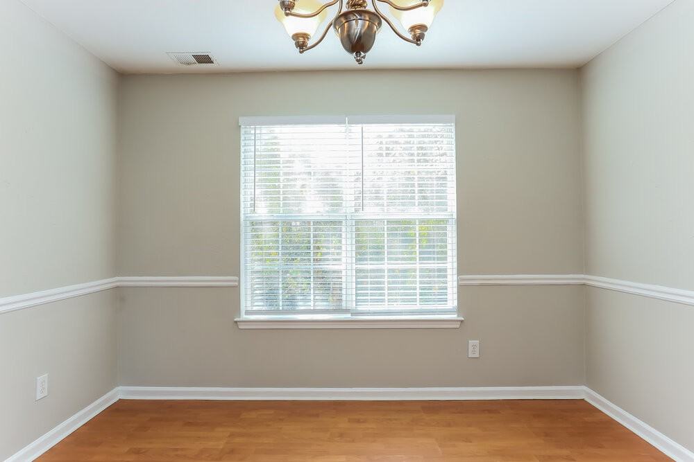 5442 Beaver Lake Dr - Photo 5 of 17