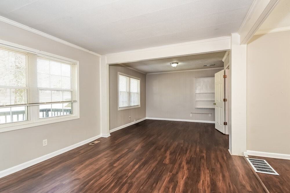 1165 Wisteria Dr Sw - Photo 4 of 16