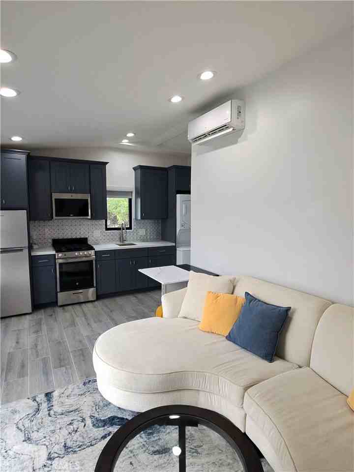 5130 E Burnett St #5130A - Photo 6 of 16