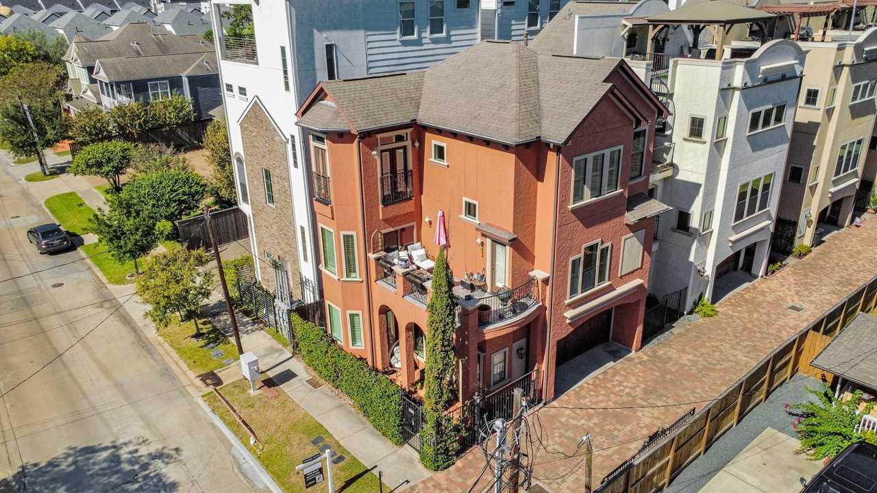 1141 W 23rd St #1141A - Photo 2 of 35