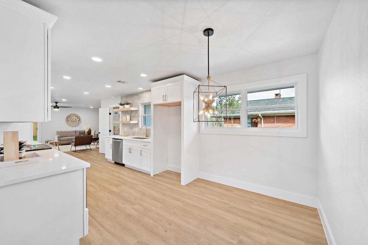 5123 Willowbend Blvd #5123 - Photo 6 of 35