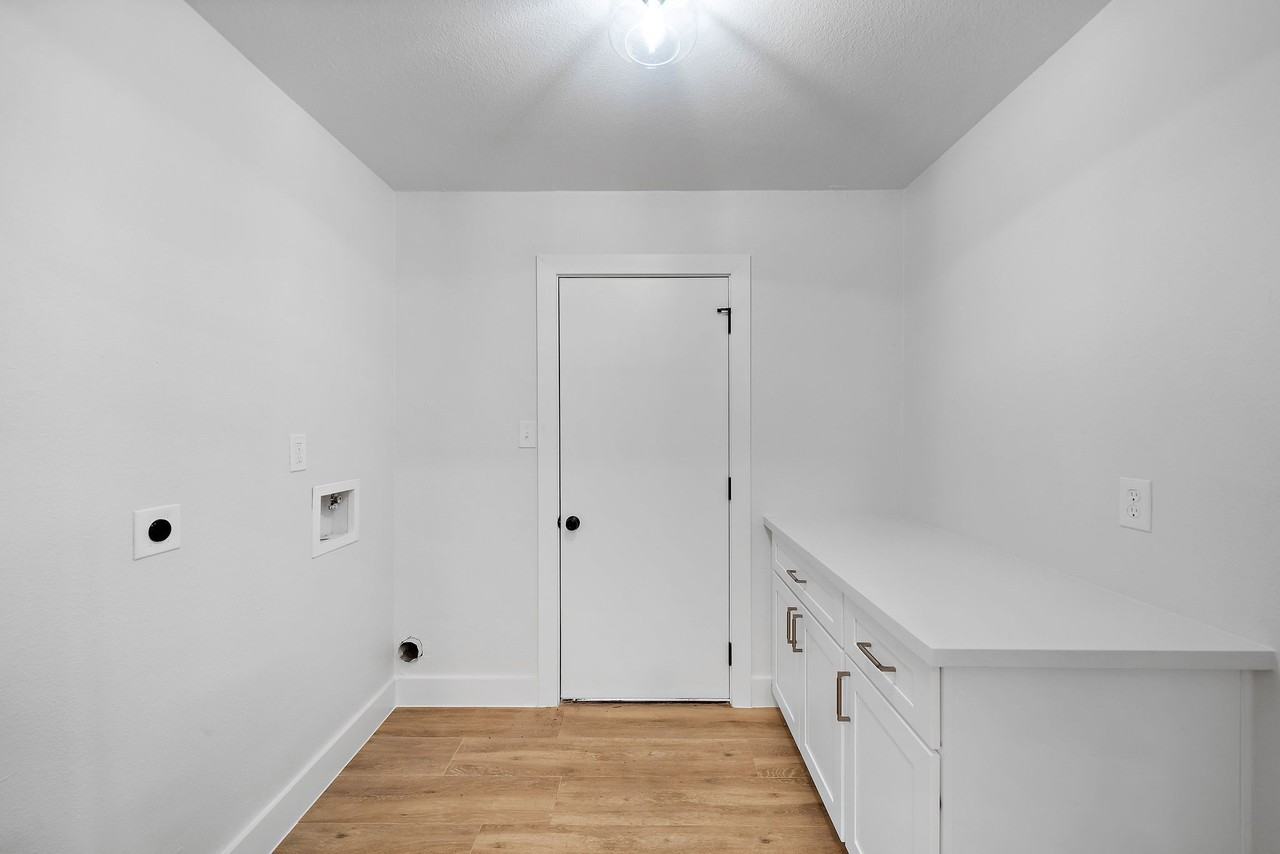 5123 Willowbend Blvd #5123 - Photo 7 of 35