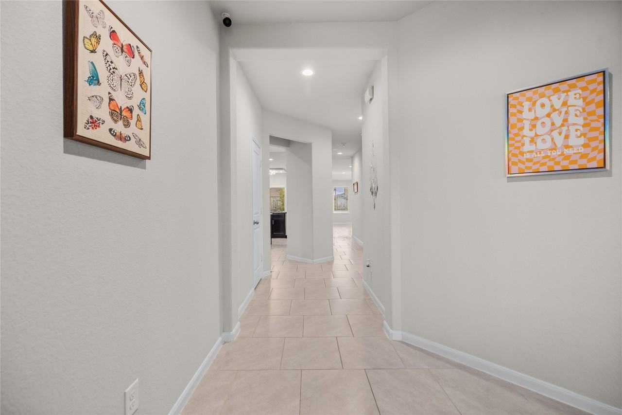 18214 Banfield Summit Ct #18214 - Photo 2 of 28