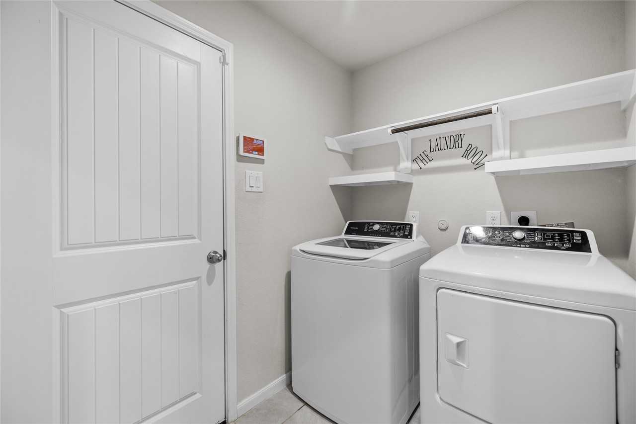 18214 Banfield Summit Ct #18214 - Photo 5 of 28