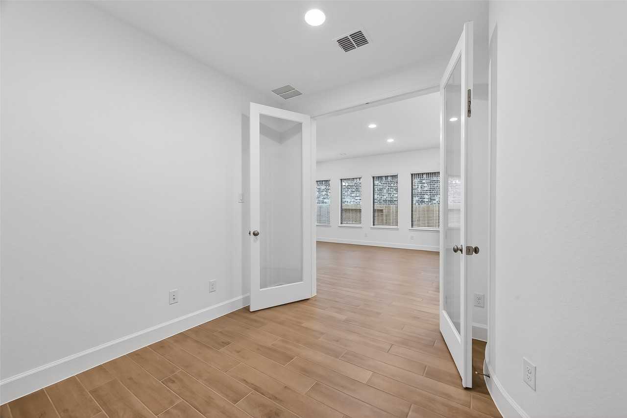 27214 Butterfly Mint Ln #27214 - Photo 2 of 37