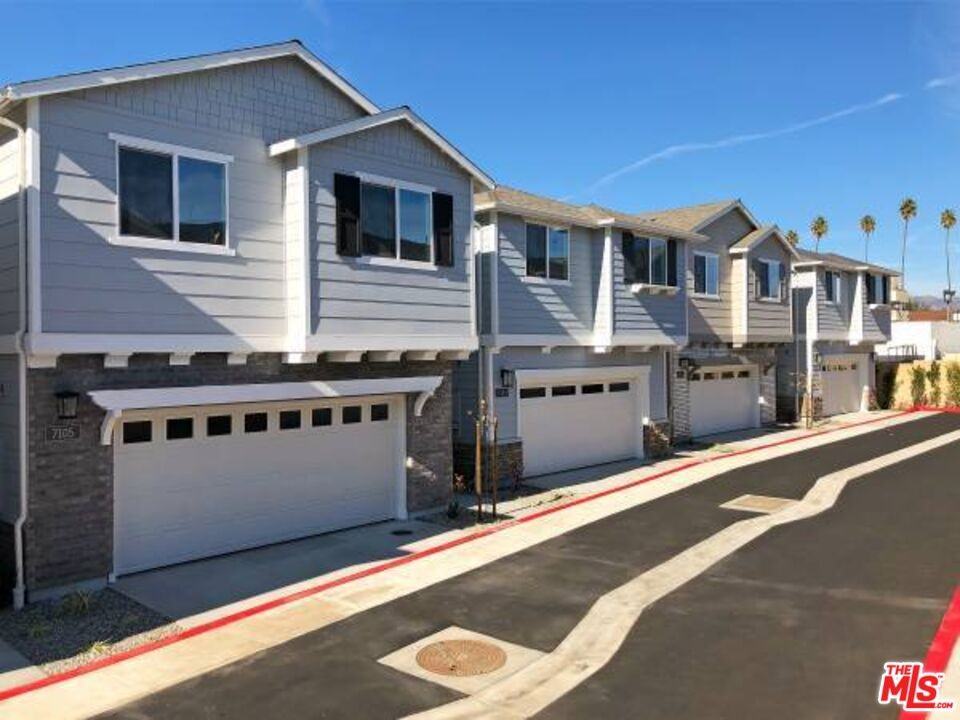 7105 Tampa Ave #7105-7101 - Photo 2 of 20