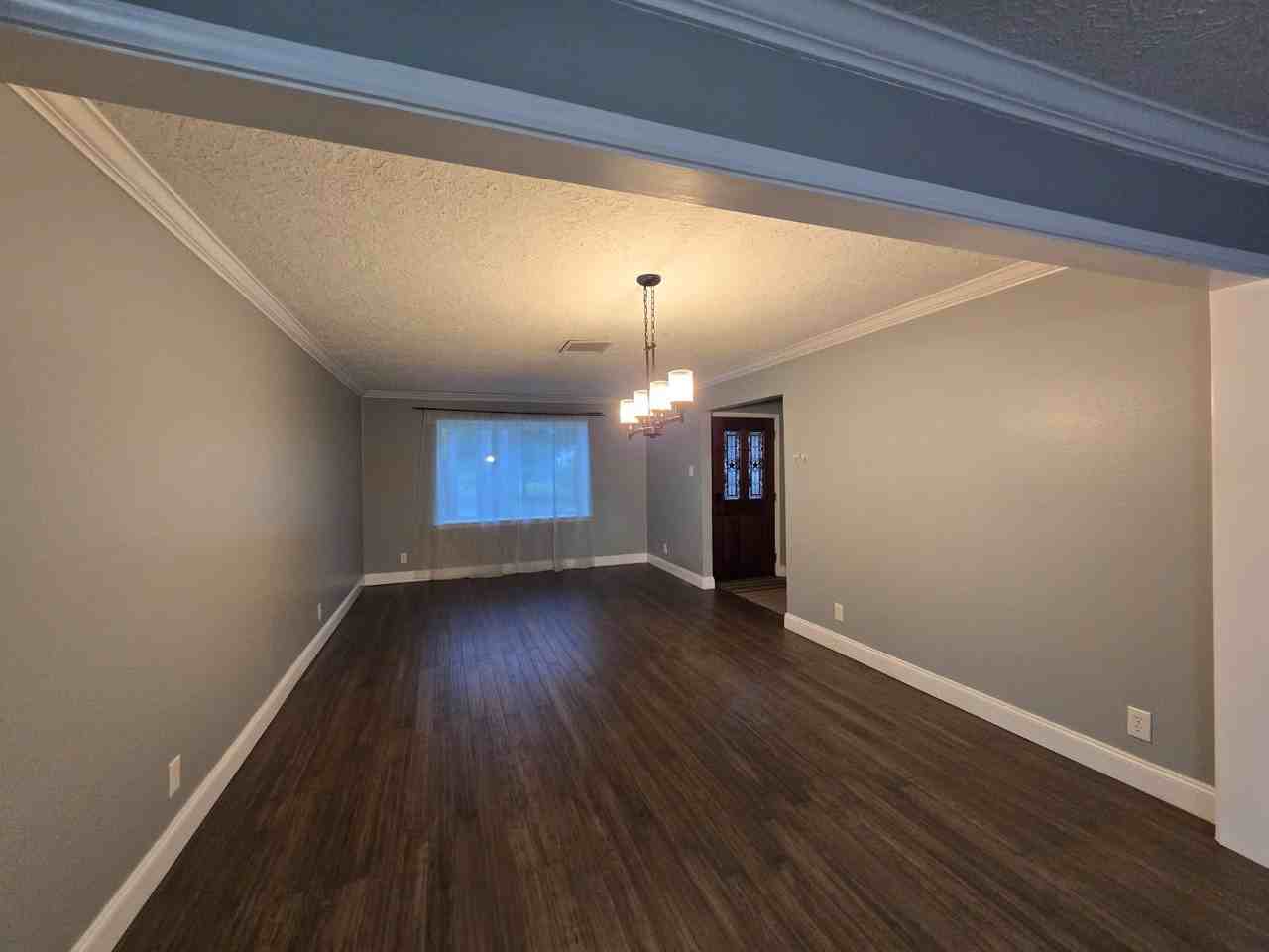 11102 Endicott Ln #11102 - Photo 2 of 8