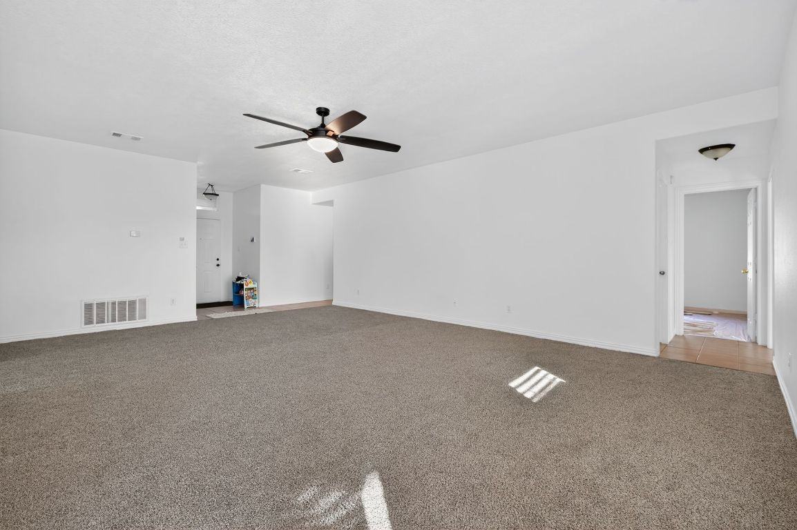 2810 Alamocitos Creek Dr #2810 - Photo 5 of 15