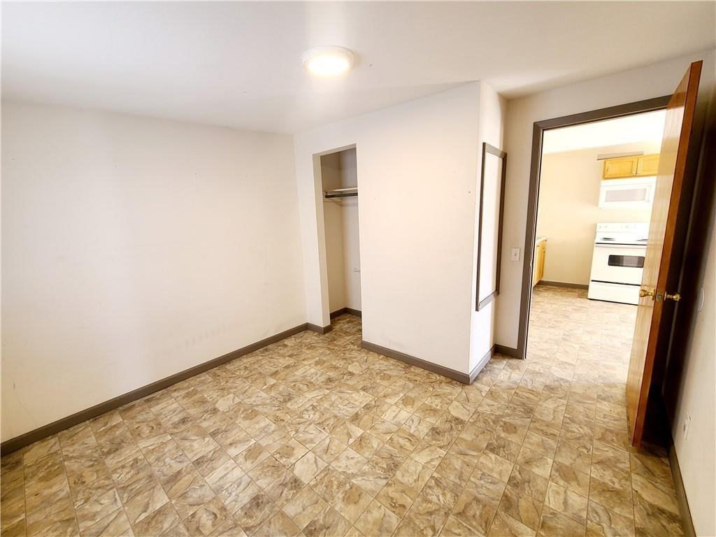 309 E Hackberry St #309B - Photo 2 of 5