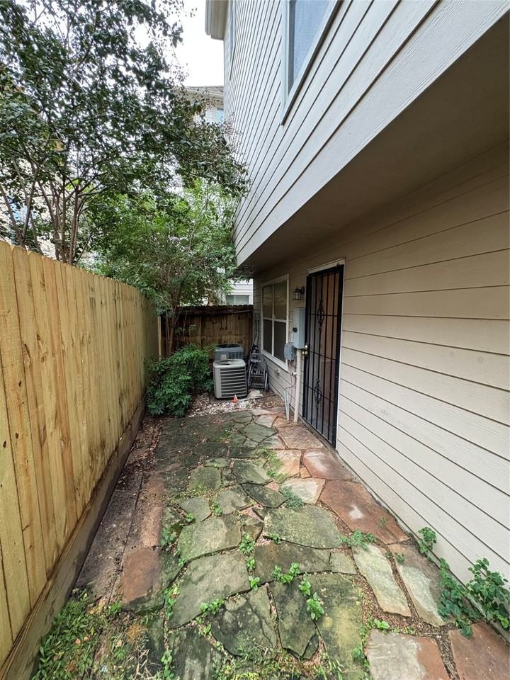 2614 Enclave At Shady Acres Ct #2614 - Photo 7 of 15