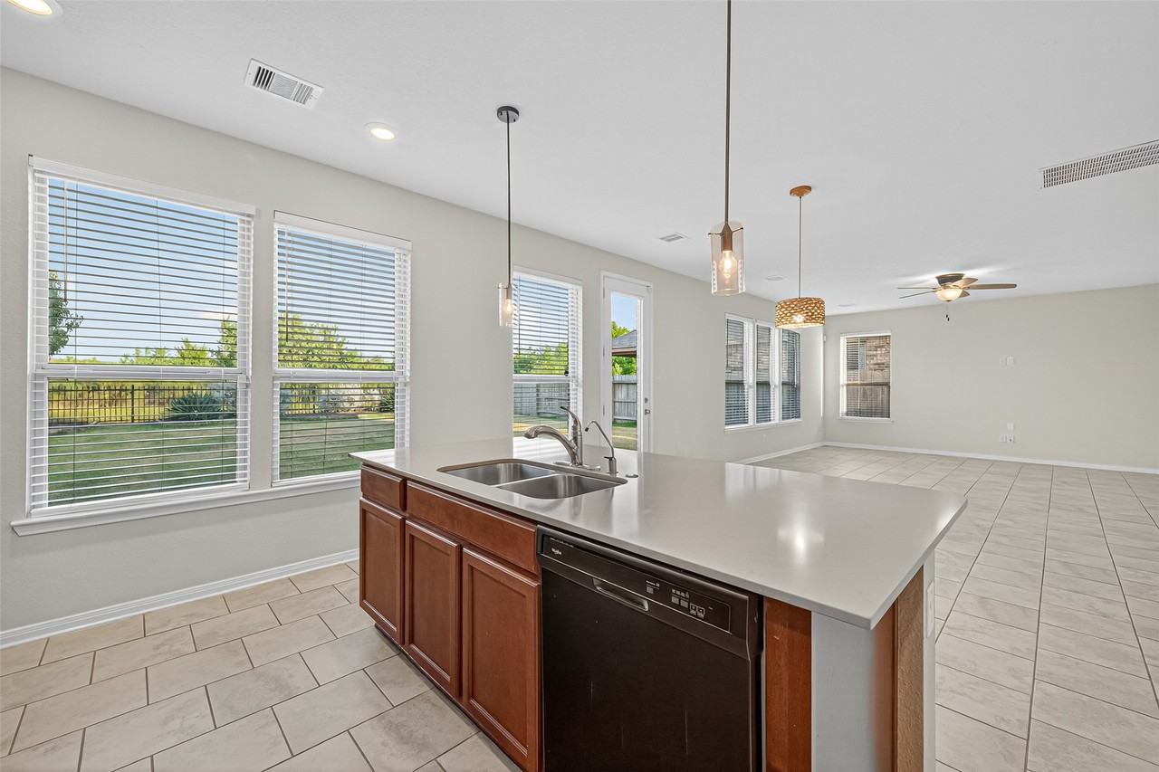 1435 Wheatley Hill Ln #1435 - Photo 5 of 41