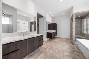 featured image of 11107 Savannah Woods Ln #11107