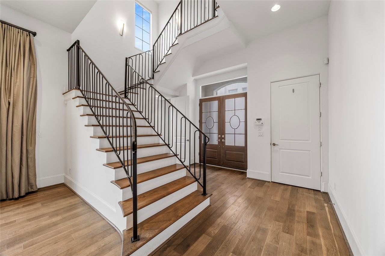 11107 Savannah Woods Ln #11107 - Photo 4 of 49