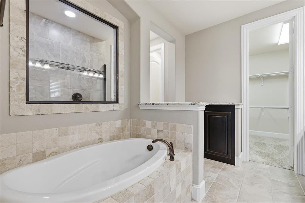 9328 Kaitlyn Ct #9328 - Photo 3 of 30