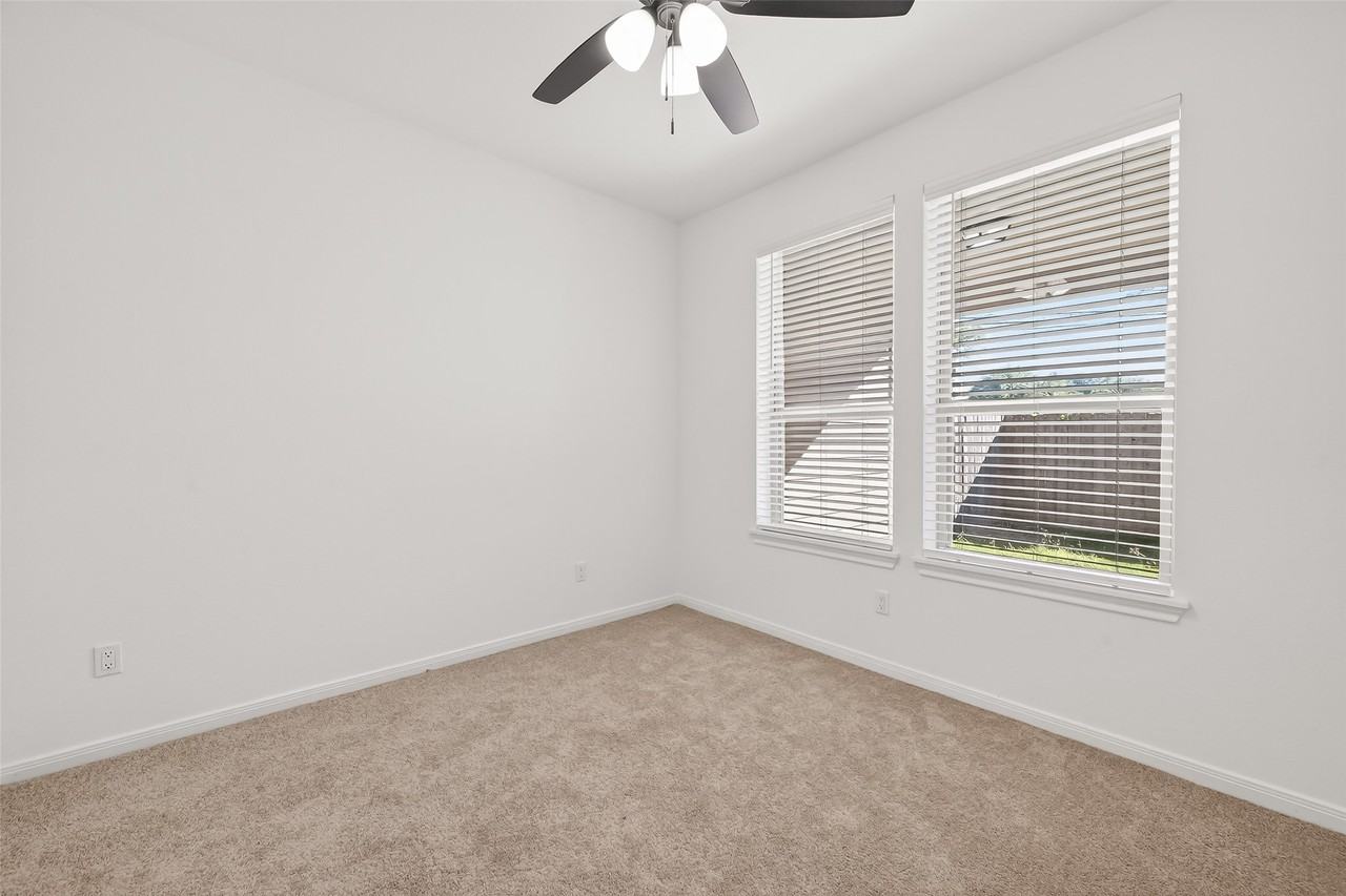 10949 Cannes Memorial Dr #10949 - Photo 7 of 39