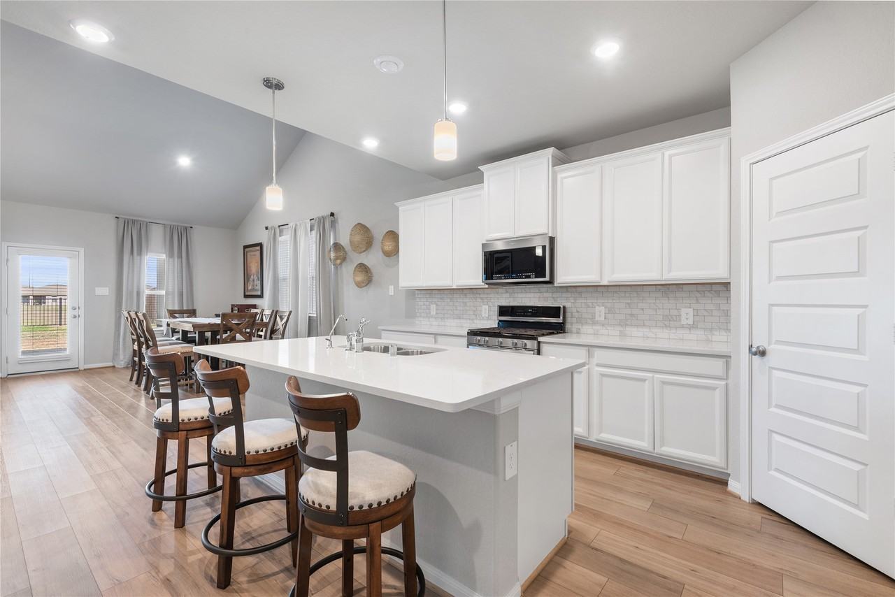 1203 Cascade Hills Dr #1203 - Photo 2 of 25